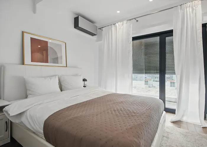 Victoriei Luxury
