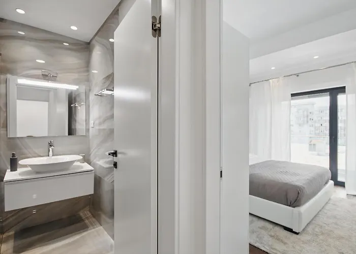 Victoriei Luxury