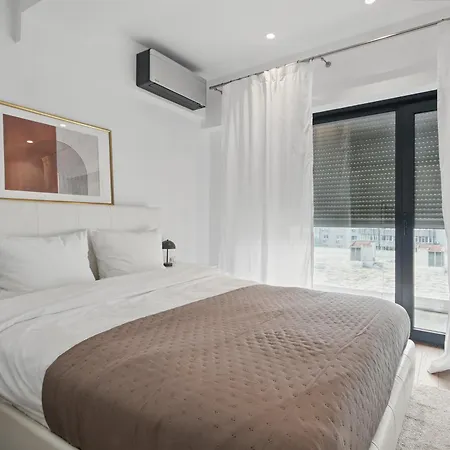 Victoriei Luxury