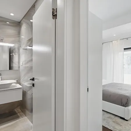 Victoriei Luxury